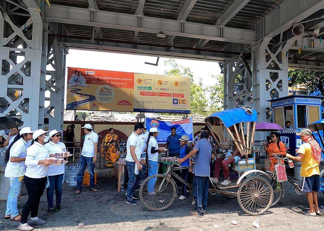 Water-Distributing-Act-of kindness