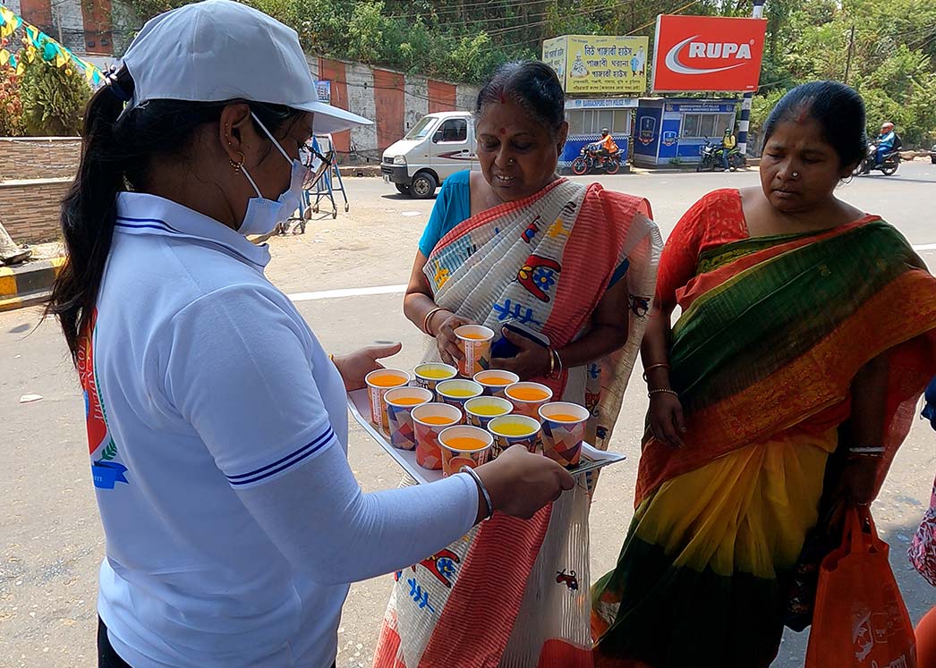 Water-Distributing-Act-of kindness