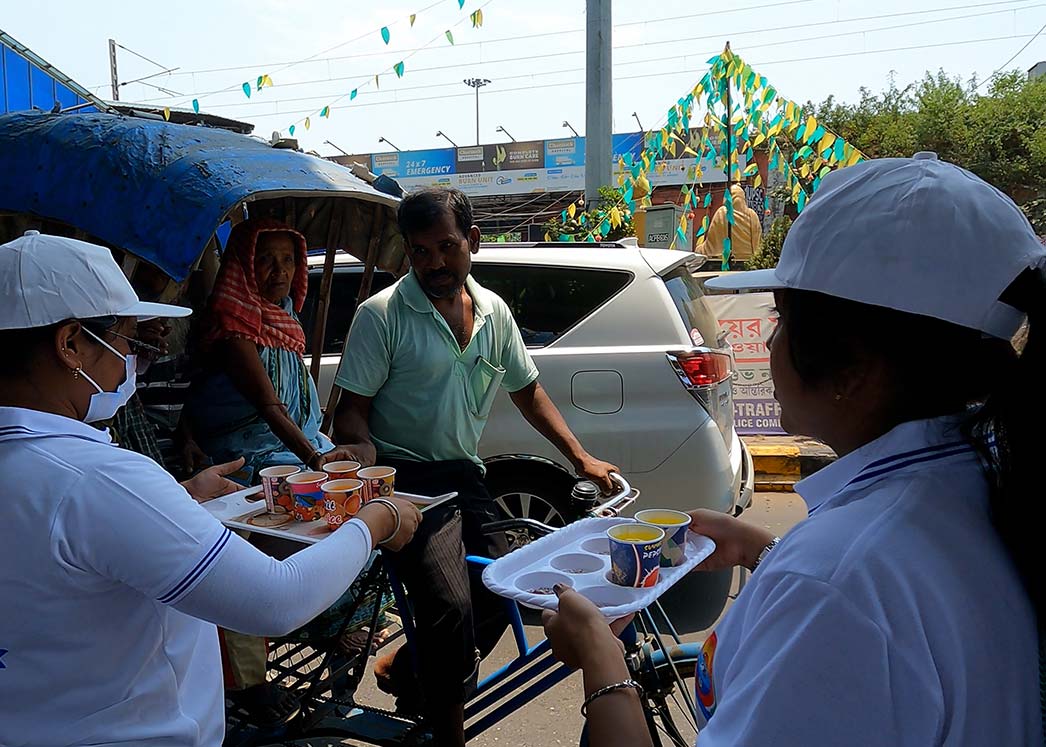 Water-Distributing-Act-of kindness
