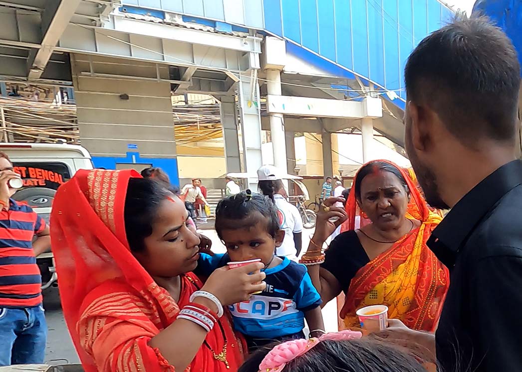 Water-Distributing-Act-of kindness