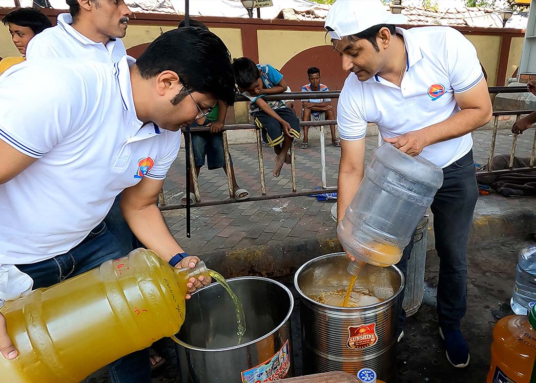 Water-Distributing-Act-of kindness