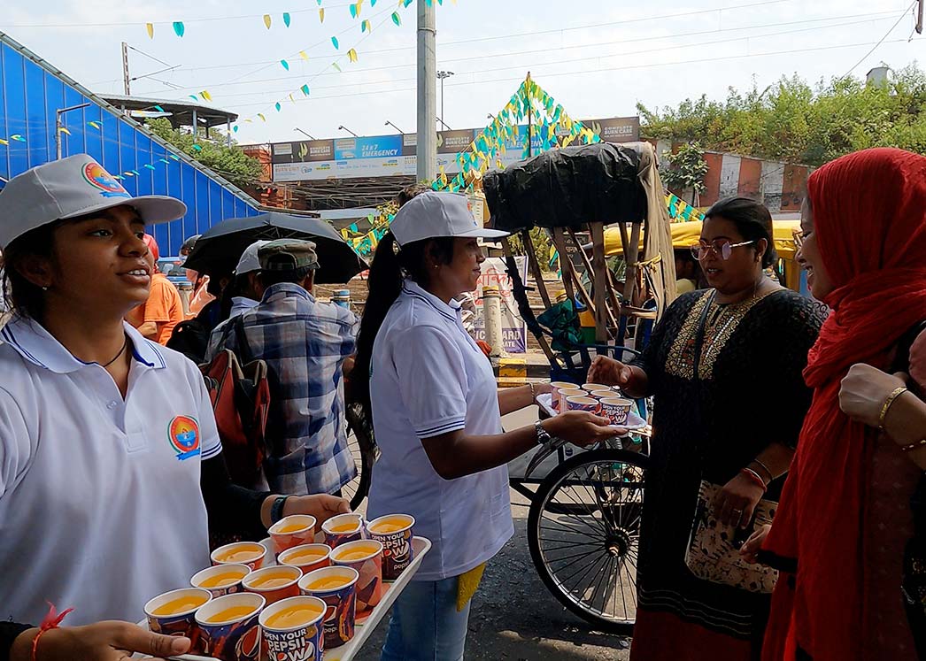 Water-Distributing-Act-of kindness