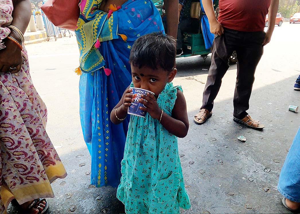 Water-Distributing-Act-of kindness