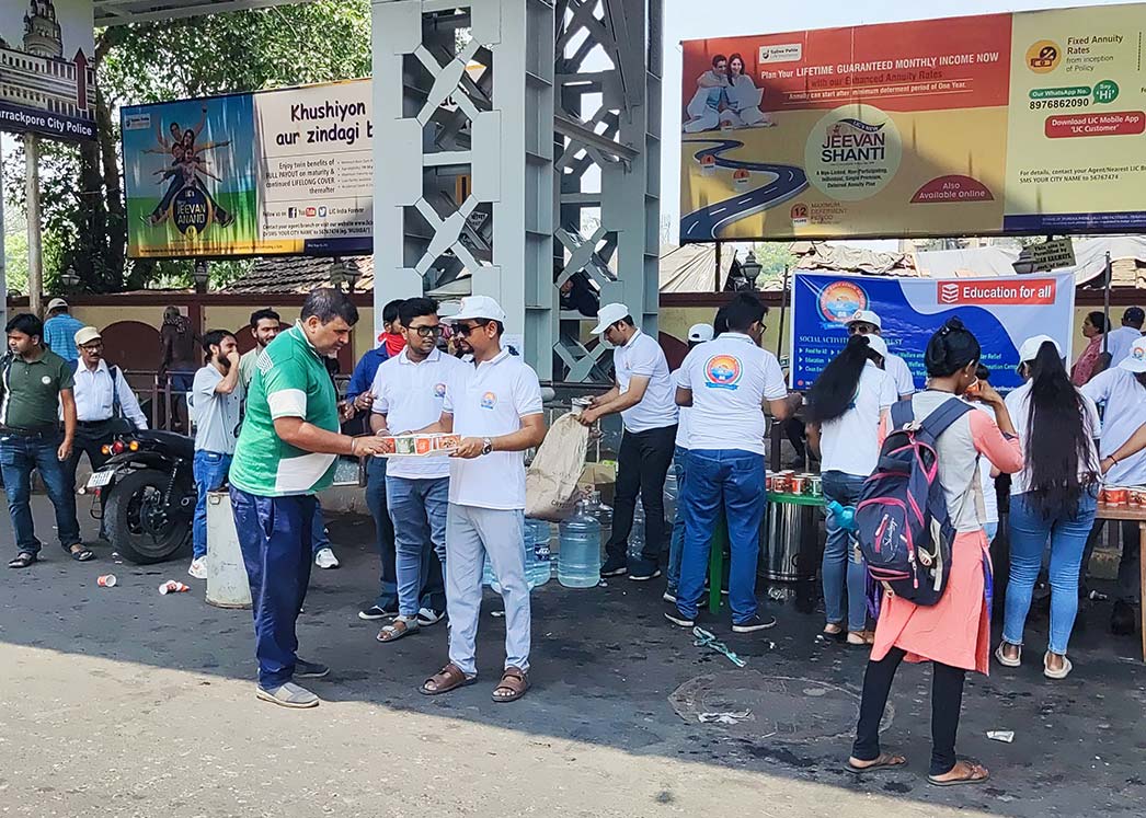 Water-Distributing-Act-of kindness