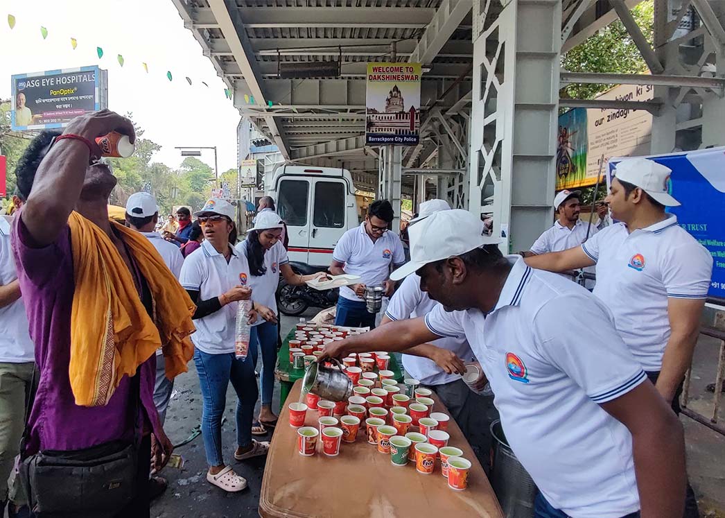 Water-Distributing-Act-of kindness