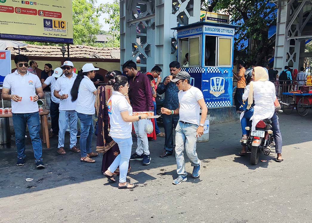 Water-Distributing-Act-of kindness