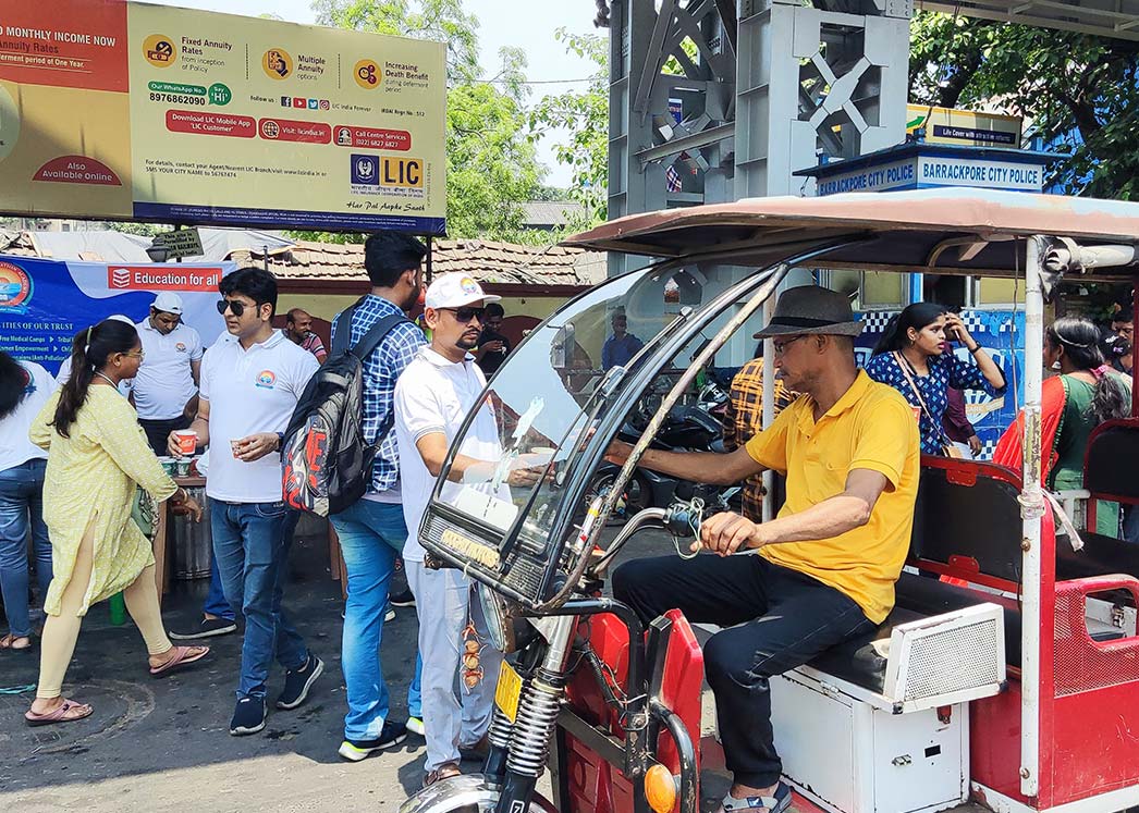 Water-Distributing-Act-of kindness