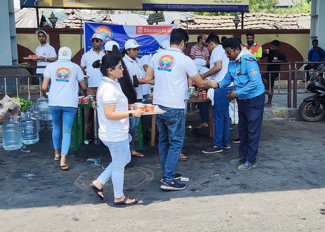 Water-Distributing-Act-of kindness