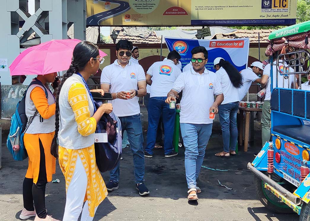 Water-Distributing-Act-of kindness