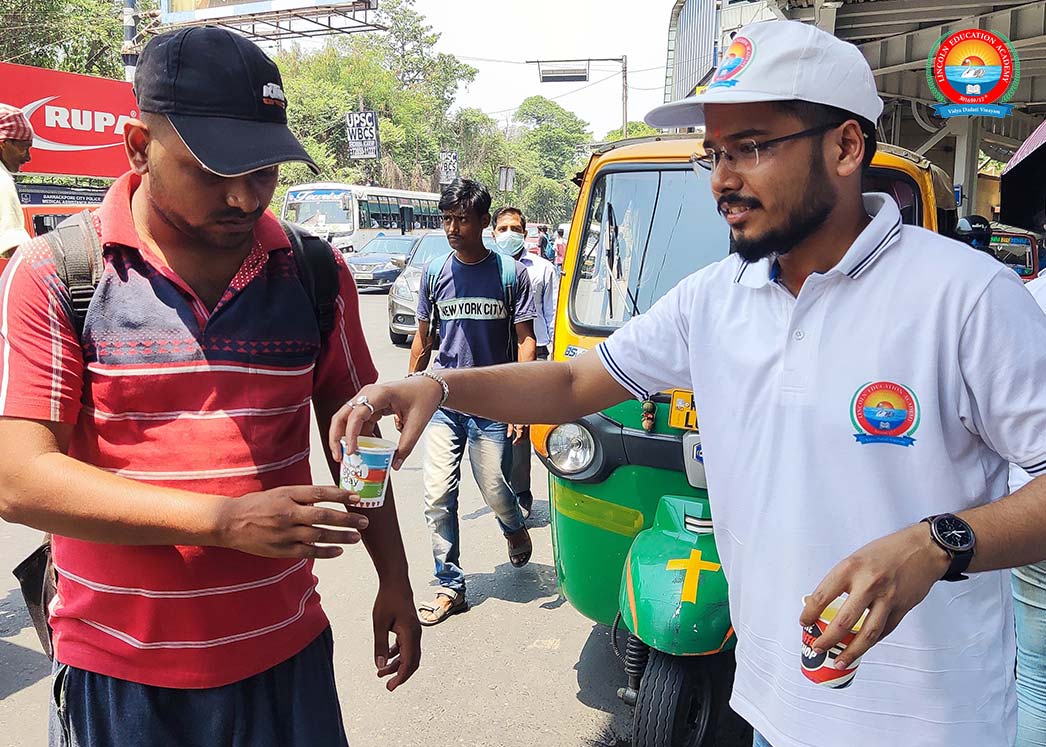 Water-Distributing-Act-of kindness